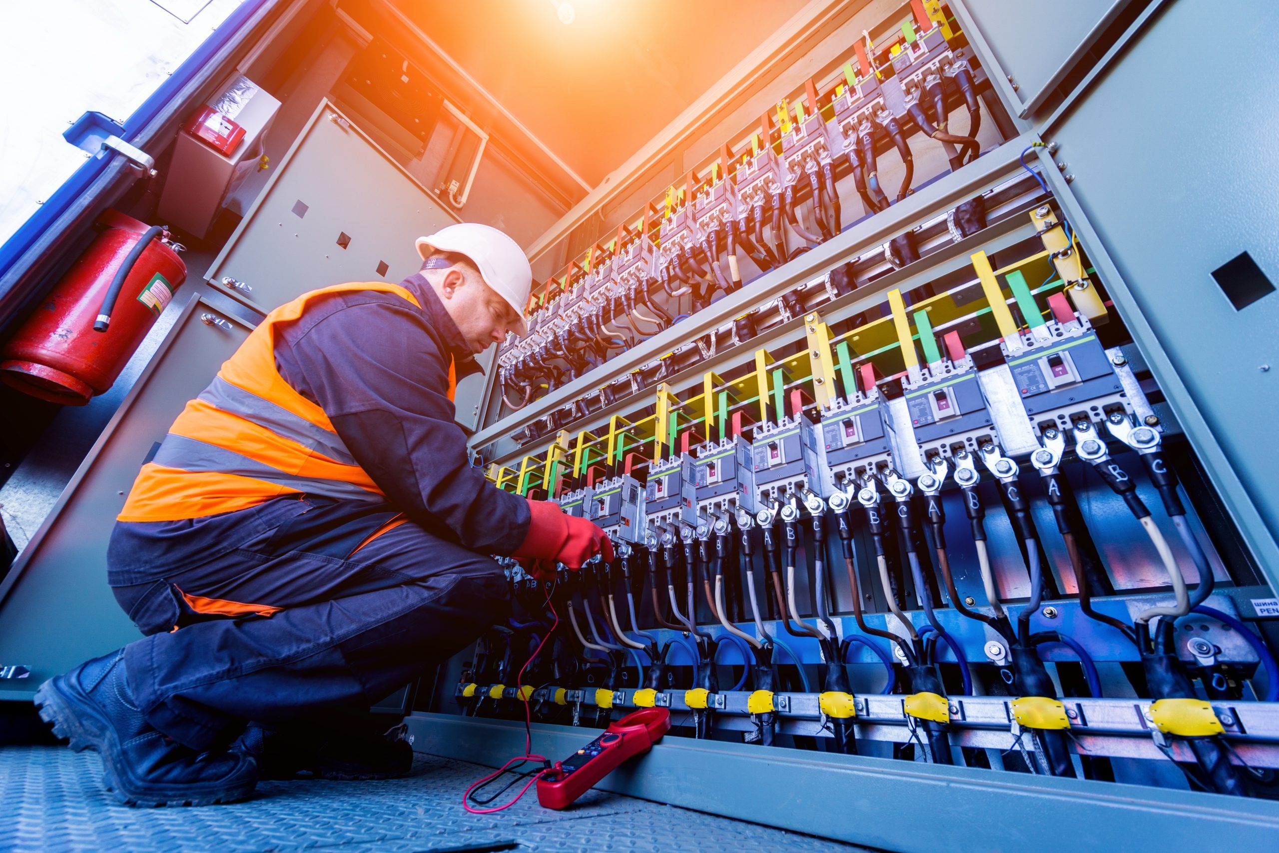 Travaux d'électricité industrielle